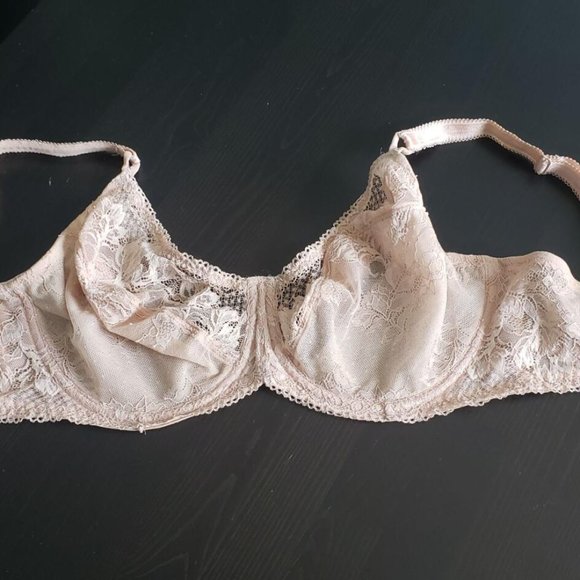 Wacoal Women's Arabesgue Underwire Bra - Picture 1 of 9